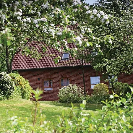 Casa vacanze Four-bedroom Holiday In